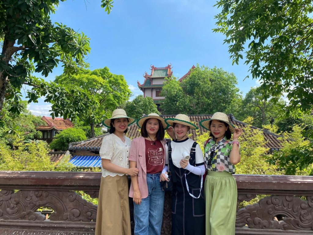 Tổ Chức Tour Thưởng Nóng Độc Đáo (Incentive Trip) Cho Nhân Viên Xuất Sắc 1 Doanh nghiep nen to chuc tour thuong nong doc dao