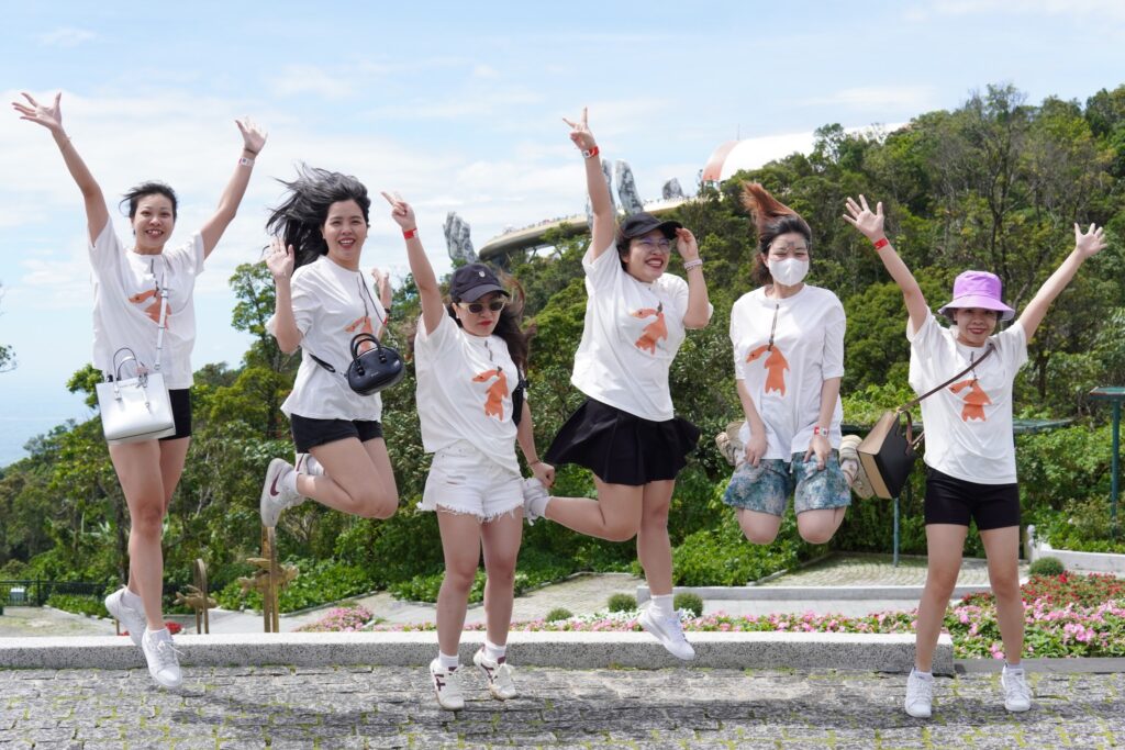 Loi ich cua Thiet ke tour doanh nghiep doc la